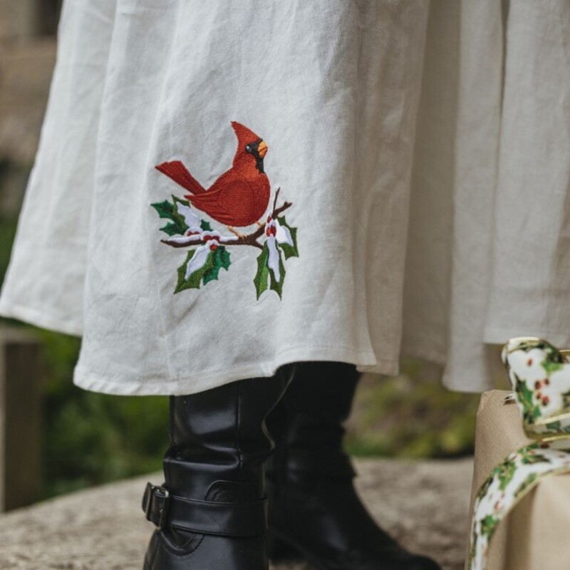 broderie cardinal lin blanc