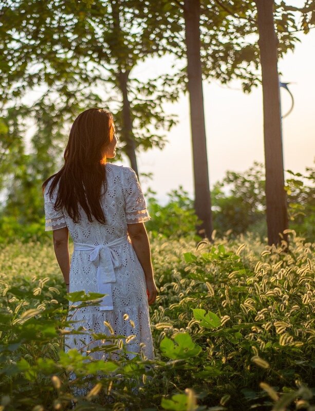 femme robe en lin bois